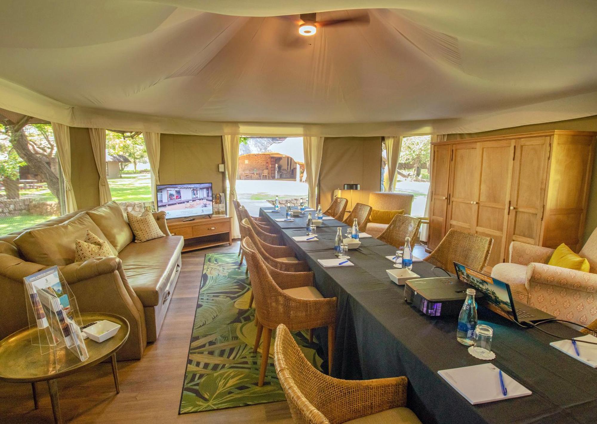 Finfoot Lake Reserve By Dream Resorts Vaaldam Bagian luar foto